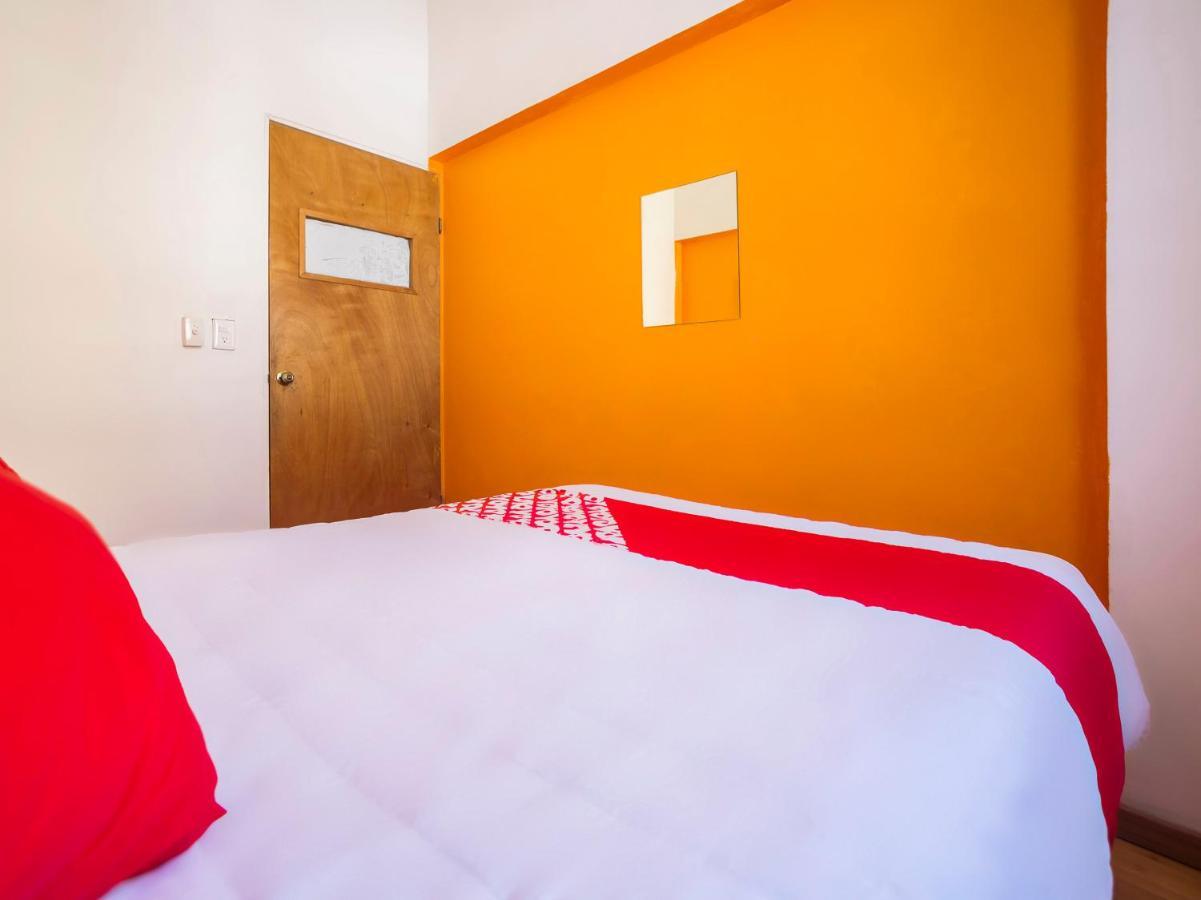 Oyo Hotel Hare Krishna Monterrei Exterior foto